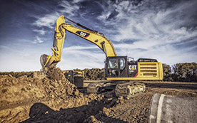 Mit dem Cat 336E H präsentiert Caterpillar in der 35- bis 40-Tonnen-Klasse einen ganz eigenständigen Hybridbagger auf Hydraulikbasis, der ausgezeichnete Verbrauchswerte erreicht, ohne dass die Unternehmen bei Leistung, Wartung und Wertbeständigkeit Abstriche machen müssen.